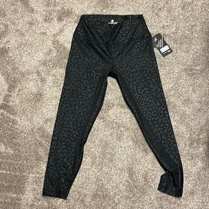 XL, 90 degree leggings